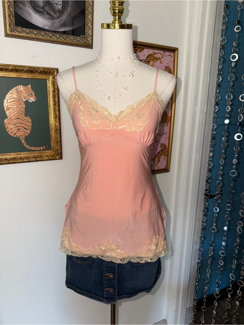 Vintage Y2K Pink Lace-Trim Camisole Top
